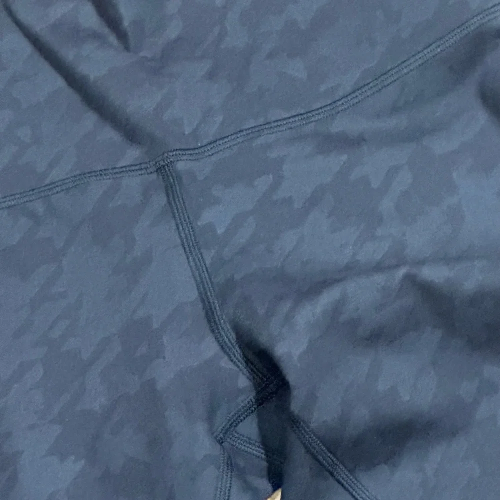 Brand New Lululemon Wunder Train Leggings - Picture 4 of 14